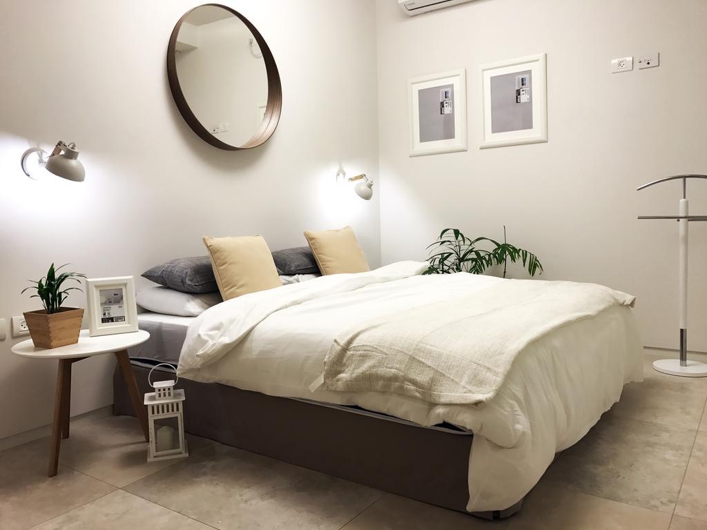 Luxurious By The Beach Apartment With Garden Tel Aviv Exterior foto