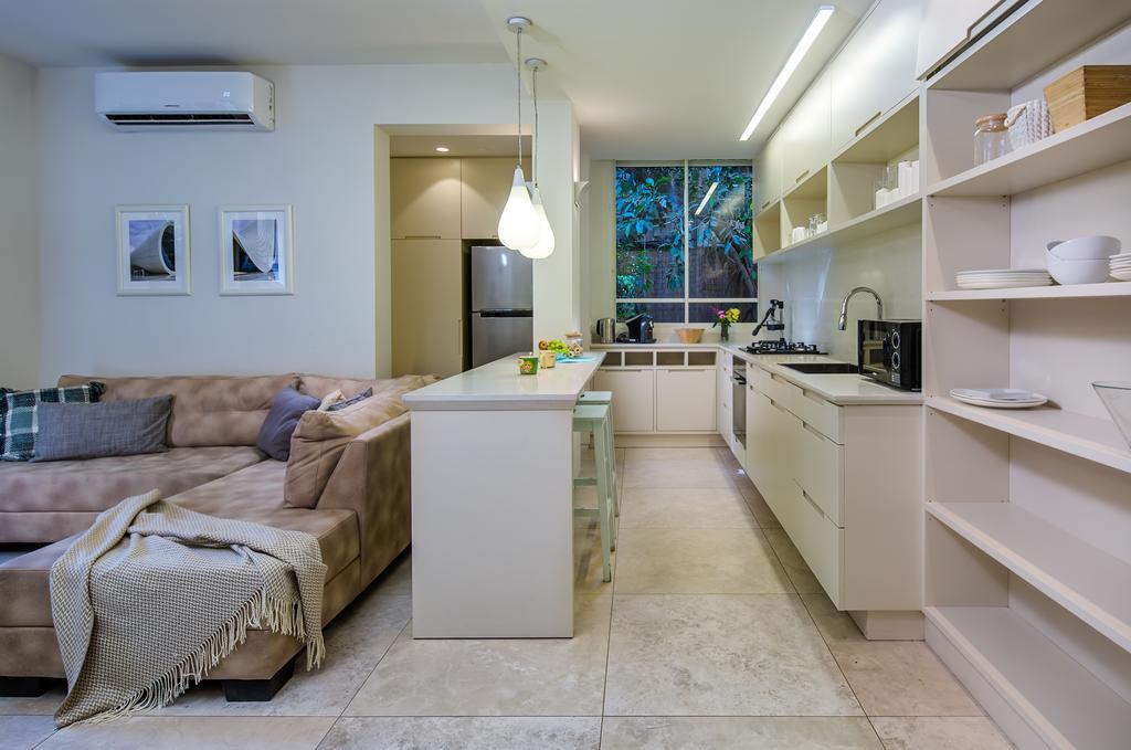 Luxurious By The Beach Apartment With Garden Tel Aviv Exterior foto